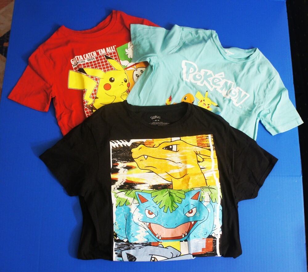 Lot of 3 Vintage Pokémon T-Shirt Pikachu+ - Size XL and M